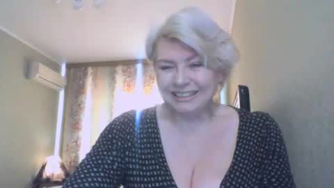 laramrs online show from March 2026 07:56:01 AM