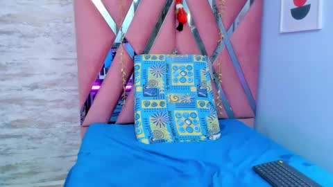 Lara Murphy online show from December 2024 01:02:02 AM