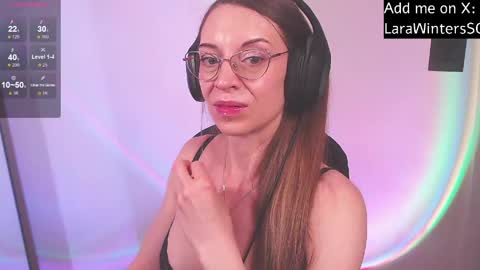 larawinters online show from April 2026 07:36:02 PM