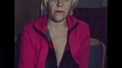 larisaq4ugo24 online show from October 2025 07:45:02 PM