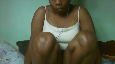 Snapshot of larissa645771 chatting on September 2025 07:19:02 PM larissa645771 online show from September 2025 07:19:02 PM