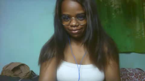 larissa645771 online show from February 2026 03:51:02 AM