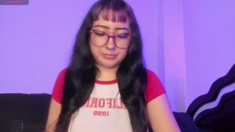Snapshot of larissa___ chatting on August 2026 10:30:01 PM Lari online show from August 2026 10:30:01 PM
