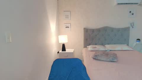 Larissas online show from October 2025 12:23:02 PM