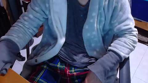 Larry online show from March 2026 04:29:01 AM