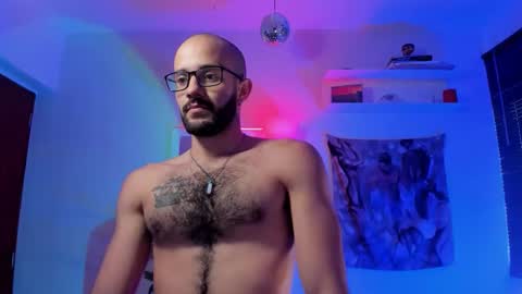 larry_stewart online show from November 2025 01:28:01 PM