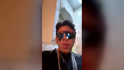 larrymx90 online show from January 2026 11:43:02 PM