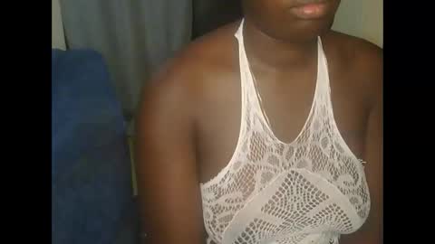 larvy12 online show from February 2026 10:44:02 AM