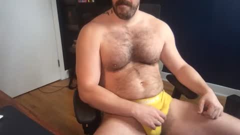 Snapshot of latenightlunch chatting on February 2026 08:38:02 PM Latenightlunch online show from February 2026 08:38:02 PM