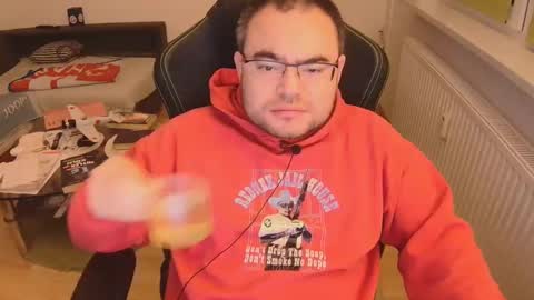 latexboy893 online show from November 2025 06:44:02 PM