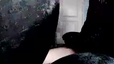 latexchris77 online show from February 2026 11:52:01 AM