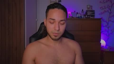 Snapshot of latin_luxury_i chatting on February 2026 07:40:01 PM Free OF online show from February 2026 07:40:01 PM