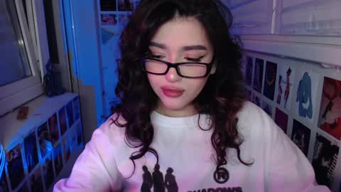 miiiiiiaaaa online show from January 2025 11:24:01 PM