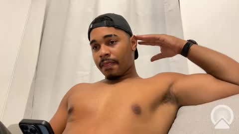 Snapshot of latinbbc_00 chatting on February 2025 05:23:02 AM latinbbc_00 online show from February 2025 05:23:02 AM