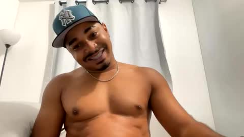 Snapshot of latinbbc_00 chatting on February 2025 12:26:02 PM latinbbc_00 online show from February 2025 12:26:02 PM