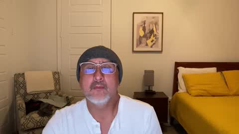 QS - INDEPENDENT MODEL online show from November 2025 03:38:02 AM