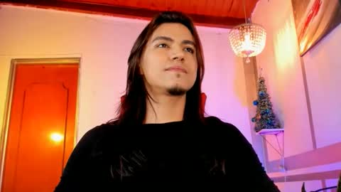 latino_boysmiles online show from January 2026 05:10:02 AM