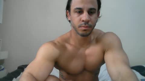 latino_rodri online show from May 2026 05:58:01 AM