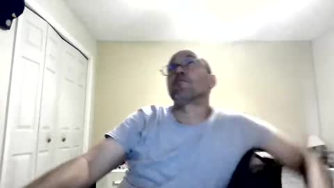 latinoinfla online show from May 2026 06:09:01 PM