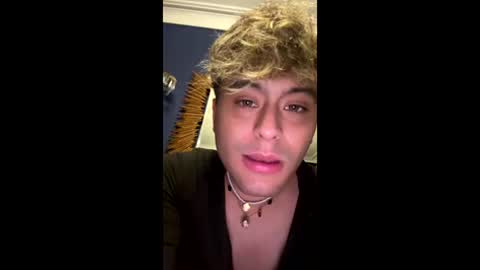 Snapshot of latintwinkyy chatting on April 2026 10:40:01 PM latintwinkyy online show from April 2026 10:40:01 PM