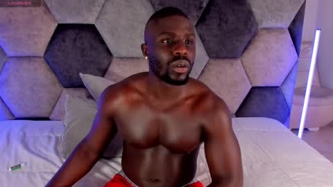 LEANDRO online show from February 2026 03:47:01 AM