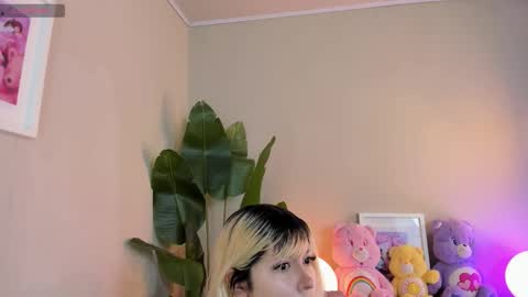 laukyubey1 online show from December 2025 12:31:02 PM