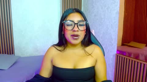 laulin_tay online show from February 2026 03:37:02 AM