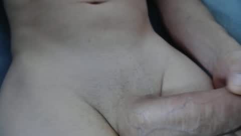 Snapshot of launeeee1 chatting on February 2026 02:39:01 PM launeeee1 online show from February 2026 02:39:01 PM