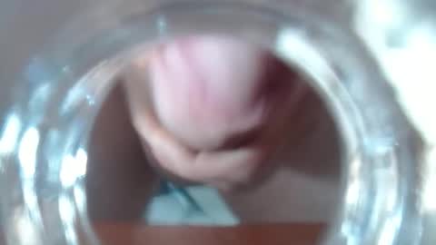 Snapshot of launeeee1 chatting on March 2026 06:33:01 PM launeeee1 online show from March 2026 06:33:01 PM