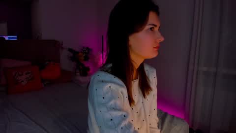 Laura online show from December 2024 06:05:02 AM