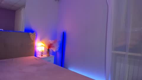 Laura online show from March 2026 05:44:01 AM