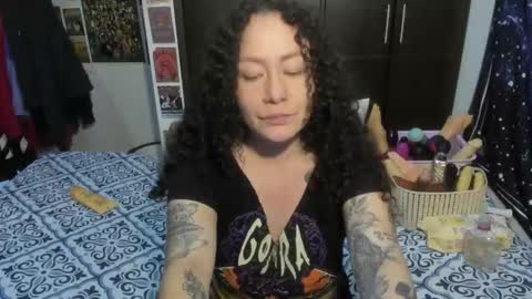  Wen  online show from February 2026 07:47:02 PM