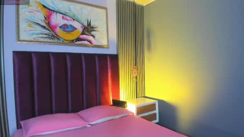 Laura online show from April 2026 12:38:02 PM