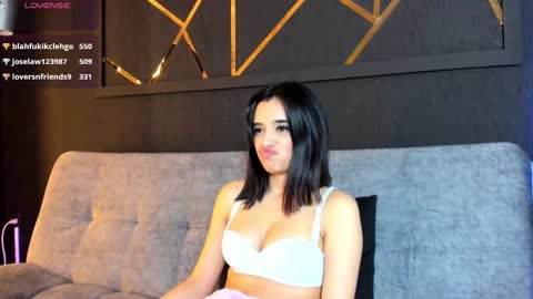 Laura online show from March 2025 09:18:02 AM