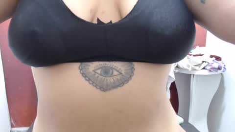  Laura  online show from September 2025 01:21:01 PM