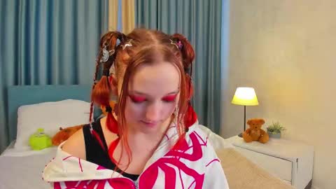 Snapshot of laura_kelley1 chatting on November 2025 08:02:02 AM laura_kelley1 online show from November 2025 08:02:02 AM