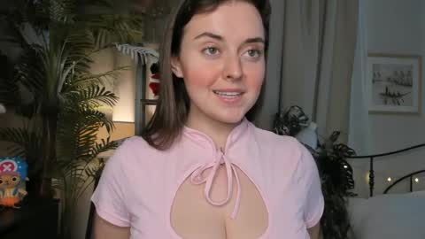 Snapshot of laura_mutti chatting on May 2026 04:01:01 PM Samantha online show from May 2026 04:01:01 PM