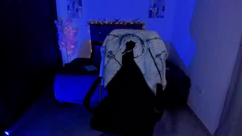 Laura Rose online show from October 2025 03:10:01 PM