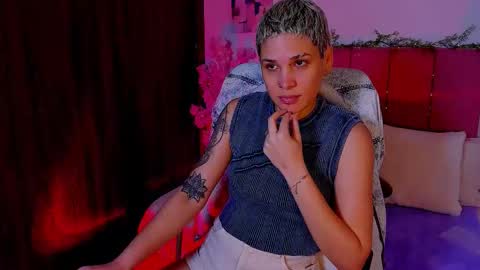 Laura Rose online show from October 2025 12:25:01 AM