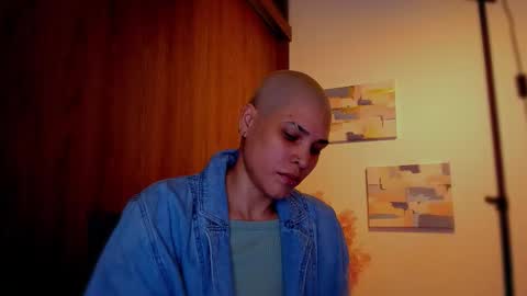 Laura Rose online show from March 2026 07:07:01 PM