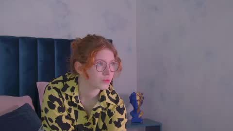 Laura online show from May 2026 04:19:02 AM