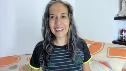 Laura online show from June 2026 12:15:01 AM