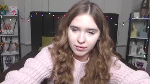LauraHlot online show from January 2025 02:00:02 AM