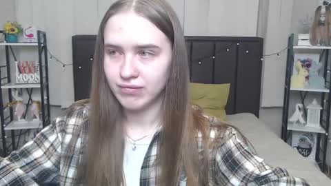 LauraHlot online show from September 2025 06:31:01 PM