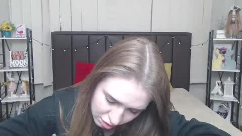 LauraHlot online show from October 2025 05:21:02 PM