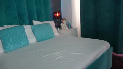 LauraMirage online show from February 2025 06:26:02 AM