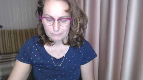 Lauraoven1 online show from December 2024 09:01:01 AM