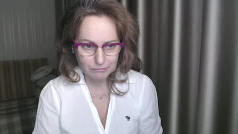 Lauraoven1 online show from January 2025 04:38:01 PM