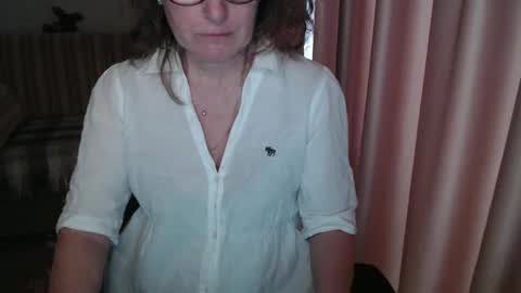 Lauraoven1 online show from March 2025 12:55:01 PM