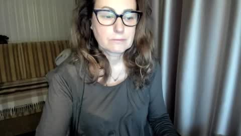 Lauraoven1 online show from December 2025 08:10:01 AM